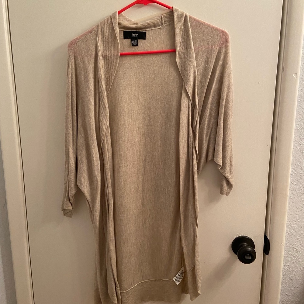 Medium tan cardigan